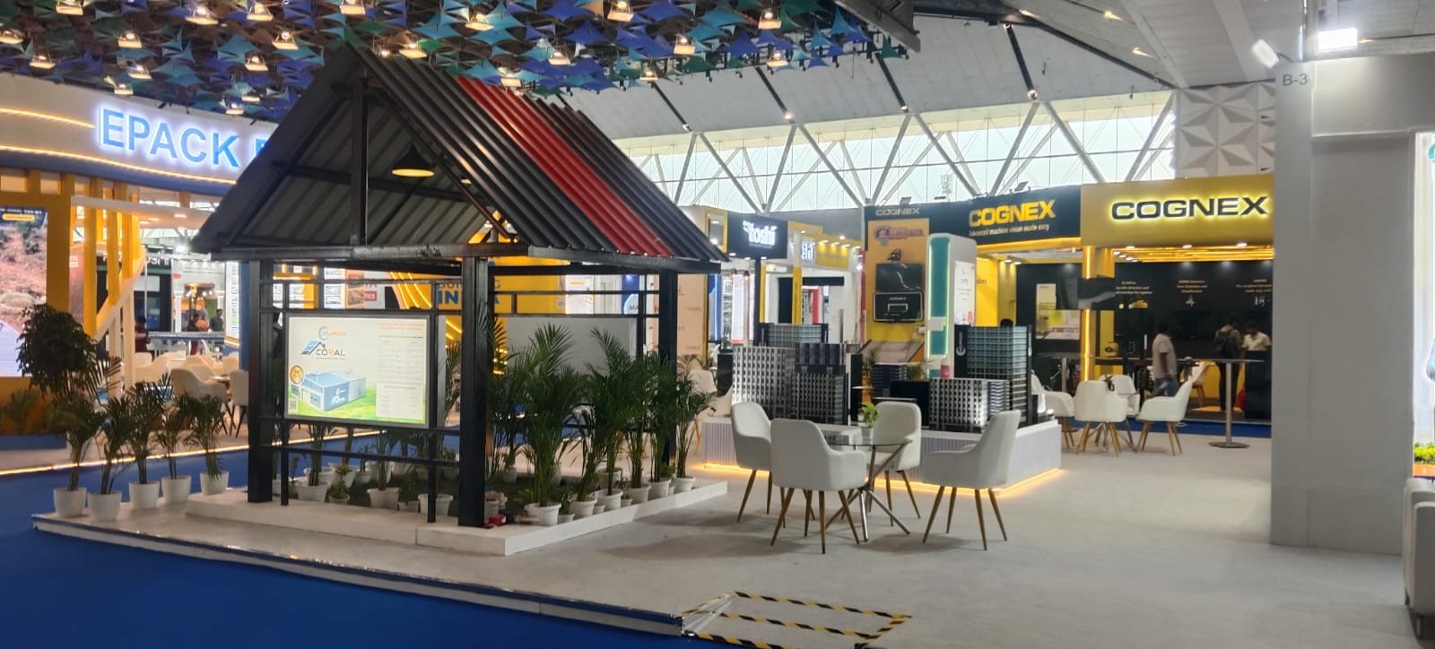 APL Apollo roofing structure display