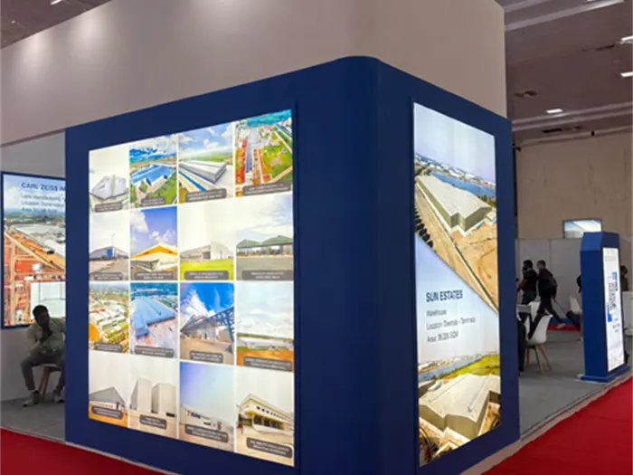 Custom exhibition stall fabrication with branded display walls