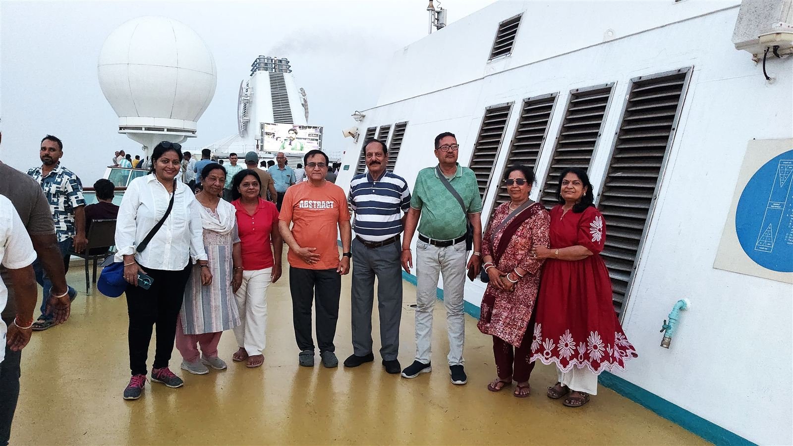 Client incentive trip group on a cruise deck